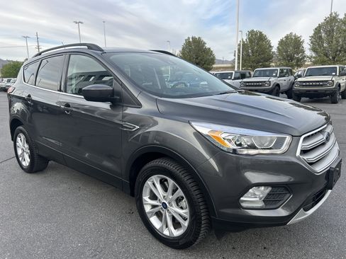 Used 2019 Ford Escape SEL AWD/4WD image 8