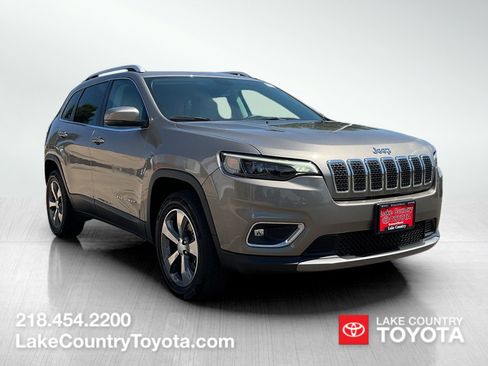 Used 2019 Jeep Cherokee Limited AWD/4WD image 7