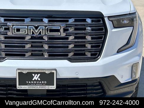 New 2026 GMC Acadia Denali Ultimate w/ LPO, Floor Liner Package image 9