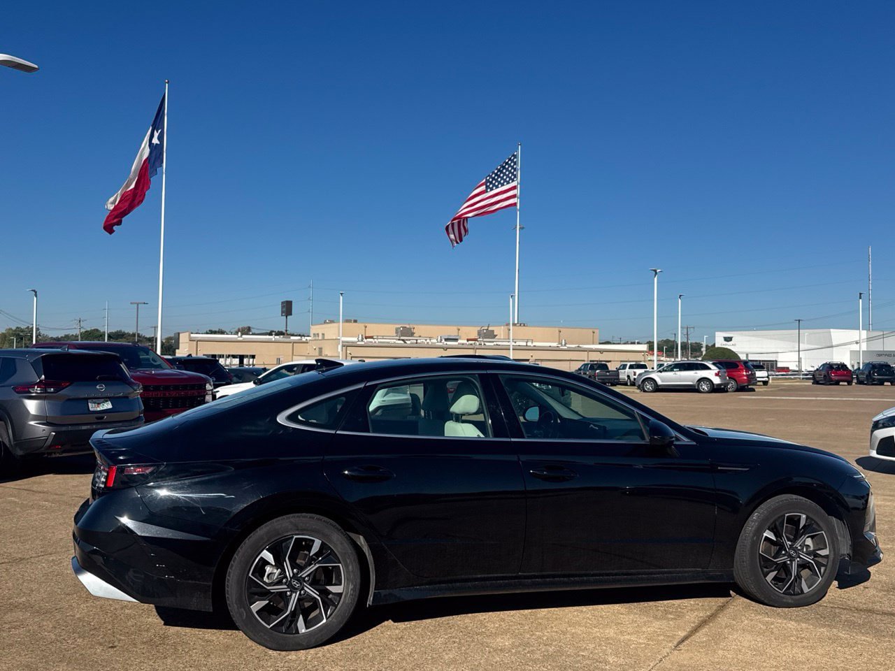 Used 2025 Hyundai Sonata SEL FWD image 25