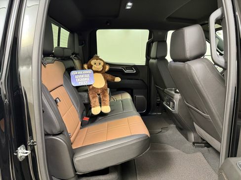 Used 2025 Chevrolet Silverado 1500 High Country w/ Technology Package image 35