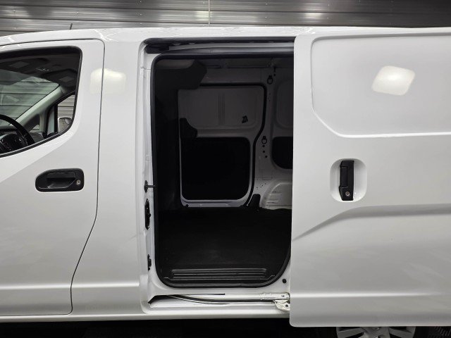 Used 2021 Nissan NV200 SV FWD image 12
