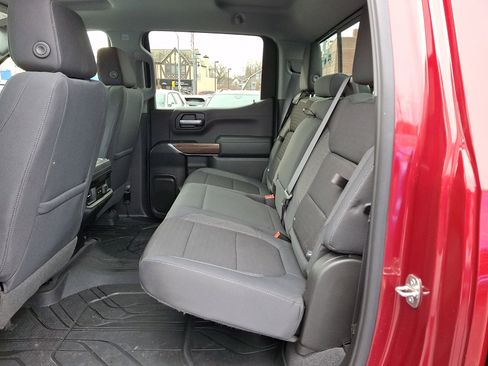 Used 2019 Chevrolet Silverado 1500 RST image 11