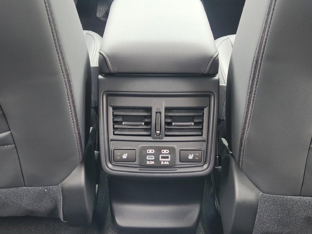 New 2026 Subaru Outback Limited AWD/4WD image 23