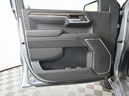 Used 2023 Chevrolet Silverado 1500 LT Trail Boss w/ Protection Package AWD/4WD image 18