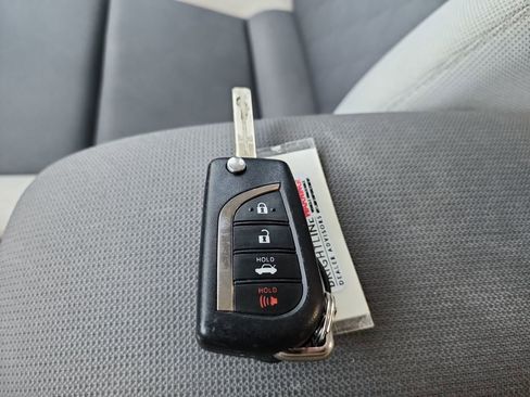 Used 2024 Toyota Corolla LE image 41