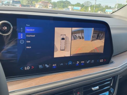 New 2025 Chevrolet Suburban High Country image 24