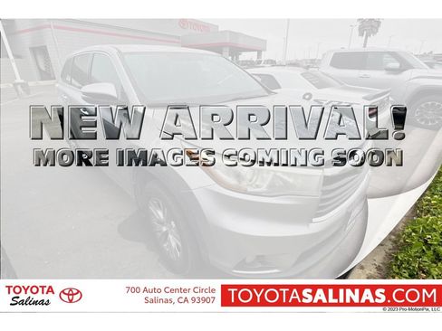 Used 2015 Toyota Highlander Plus AWD/4WD image 1