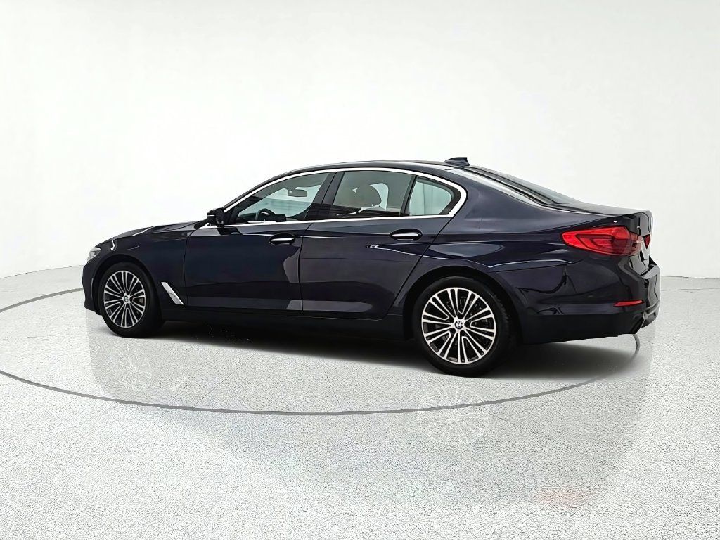 Used 2017 BMW 530i xDrive AWD/4WD image 5