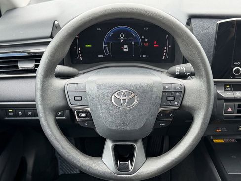 Used 2026 Toyota Camry LE FWD image 15