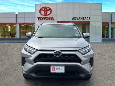 Used 2023 Toyota RAV4 XLE w/ Convenience Package image 2