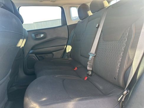 Used 2020 Jeep Compass Sport image 5