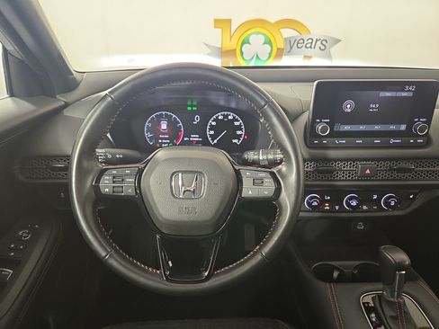 Used 2025 Honda HR-V Sport image 15
