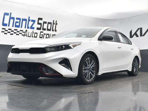 Used 2022 Kia Forte GT-Line w/ GT-Line Premium Package image 17