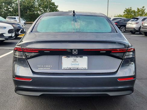 Used 2023 Honda Accord EX image 5