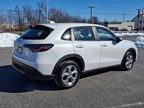 Used 2023 Honda HR-V LX image 10
