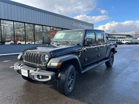 New 2026 Jeep Gladiator Sport image 10