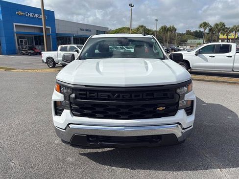 Used 2025 Chevrolet Silverado 1500 W/T image 9