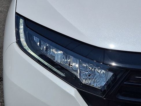 Used 2023 Honda Odyssey Sport image 11