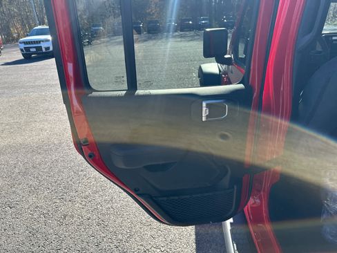 New 2026 Jeep Wrangler Sport S image 19