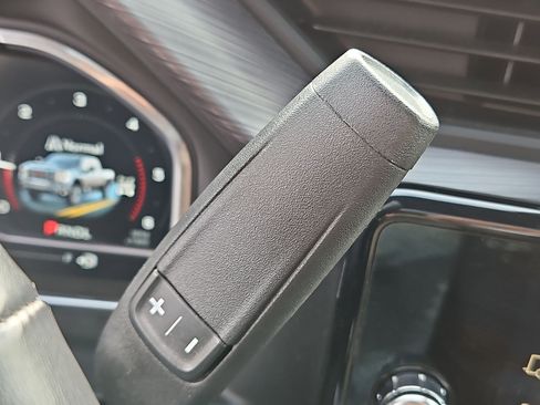 Used 2024 GMC Sierra 3500 Denali Ultimate image 27