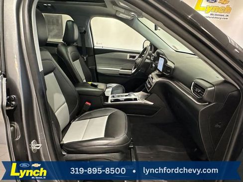 Certified 2024 Ford Explorer XLT w/ Equipment Group 202A AWD/4WD image 9