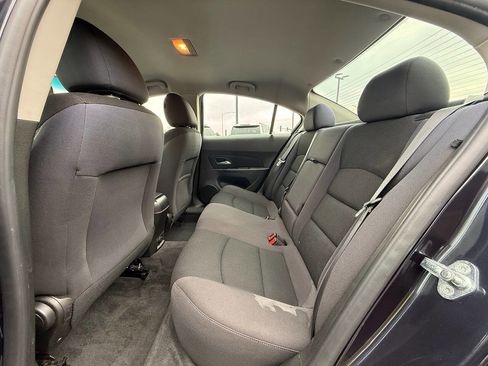Used 2016 Chevrolet Cruze LT image 16