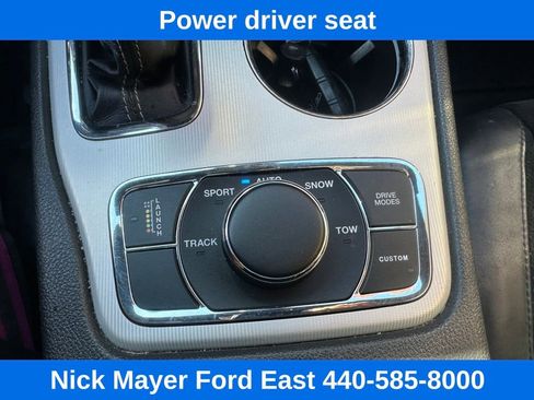 Used 2018 Jeep Grand Cherokee SRT image 17