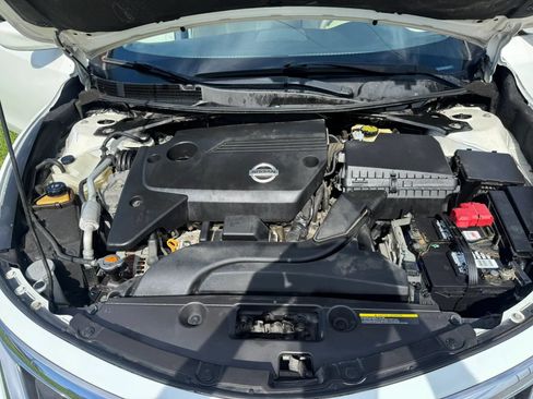 Used 2015 Nissan Altima 2.5 S w/ Power Driver Seat Package FWD image 20