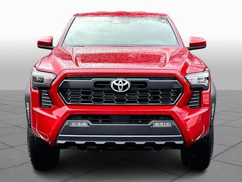 Used 2025 Toyota Tacoma TRD Off-Road image 3