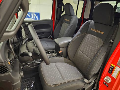 New 2026 Jeep Gladiator Mojave AWD/4WD image 13