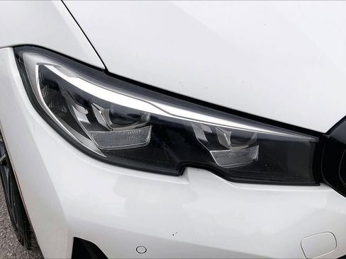 Used 2019 BMW 330i 330i w/ Driving Assistance Package image 26