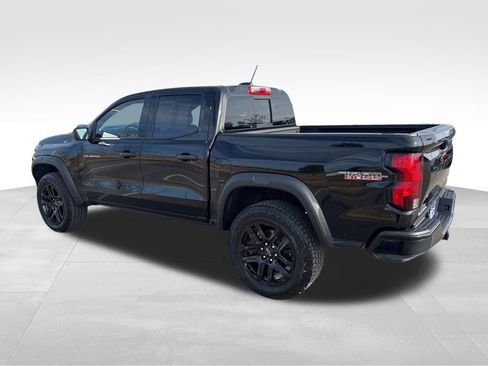 Used 2024 Chevrolet Colorado Trail Boss w/ Advanced Trailering Package AWD/4WD image 4