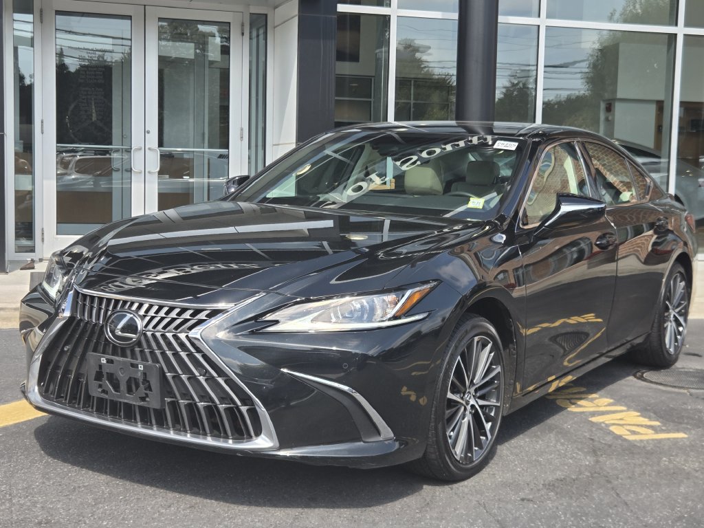 Used 2023 Lexus ES 350 w/ Premium Package FWD image 11