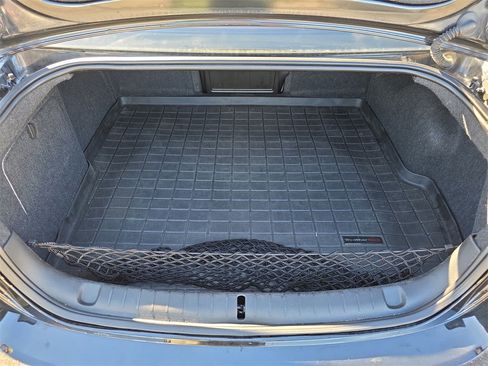 Used 2016 Chevrolet SS image 36