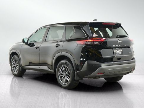 Used 2022 Nissan Rogue S AWD/4WD image 4