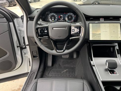New 2026 Land Rover Range Rover Evoque S AWD/4WD image 13