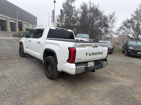 Used 2022 Toyota Tundra Limited image 3