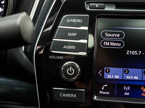 Used 2023 Nissan Maxima SR w/ Sport Mat Group FWD image 32