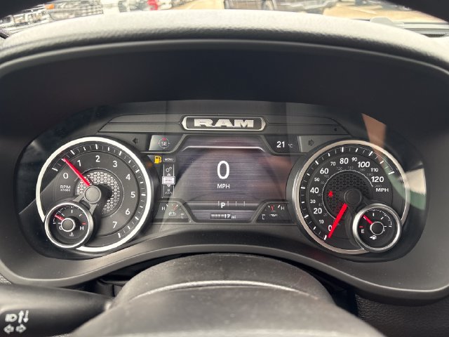 New 2026 RAM 1500 Express AWD/4WD image 14