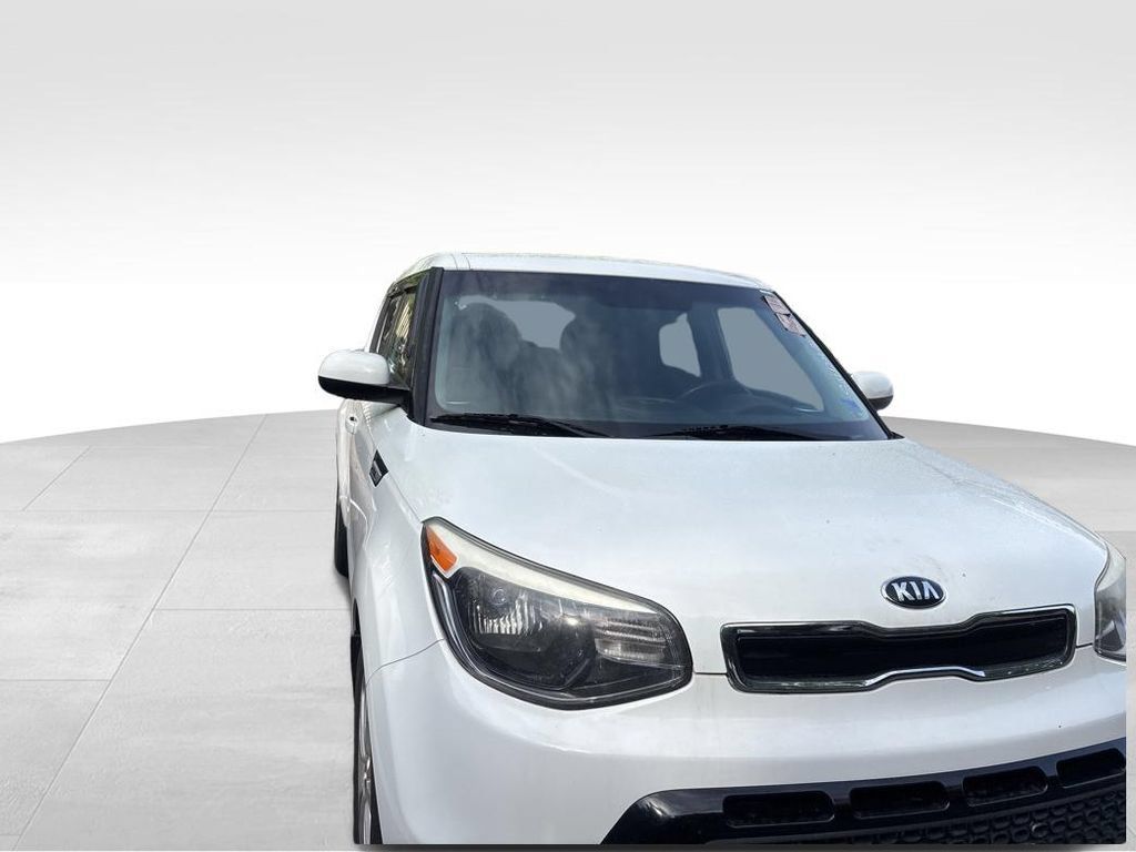 Used 2016 Kia Soul + FWD image 7