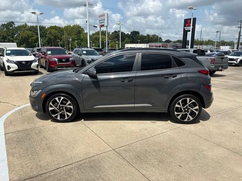 Used 2023 Hyundai Kona Limited w/ Cargo Package AWD/4WD image 4