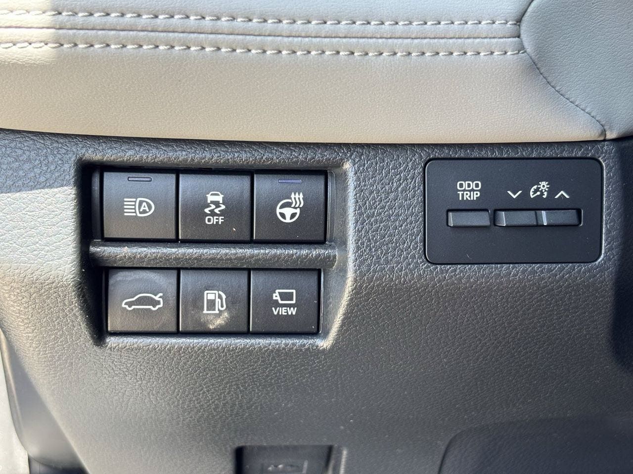 Used 2019 Toyota Avalon Touring w/ Advanced Safety Package FWD image 32