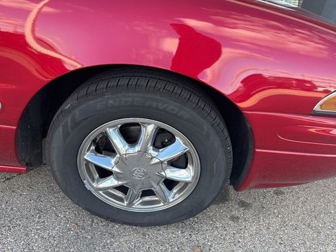 Used 2003 Buick Le Sabre Limited w/ Celebration Edition Package image 20