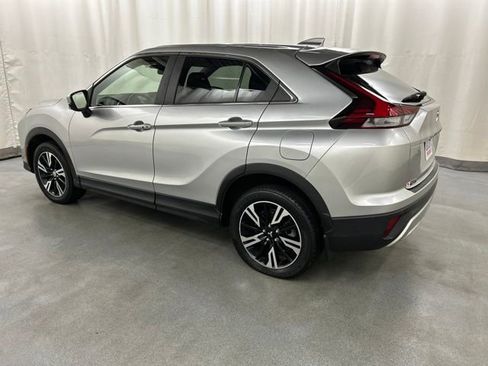 Used 2023 Mitsubishi Eclipse Cross AWD image 3