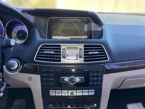 Used 2015 Mercedes-Benz E 400 E 400 Coupe 2D image 31