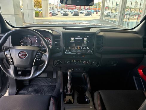 Used 2024 Nissan Frontier PRO-4X w/ Technology Package AWD/4WD image 18