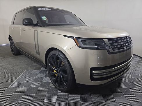 Used 2023 Land Rover Range Rover Long Wheelbase SE AWD/4WD image 4