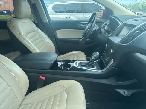 Used 2015 Ford Edge SEL w/ Equipment Group 201A FWD image 12