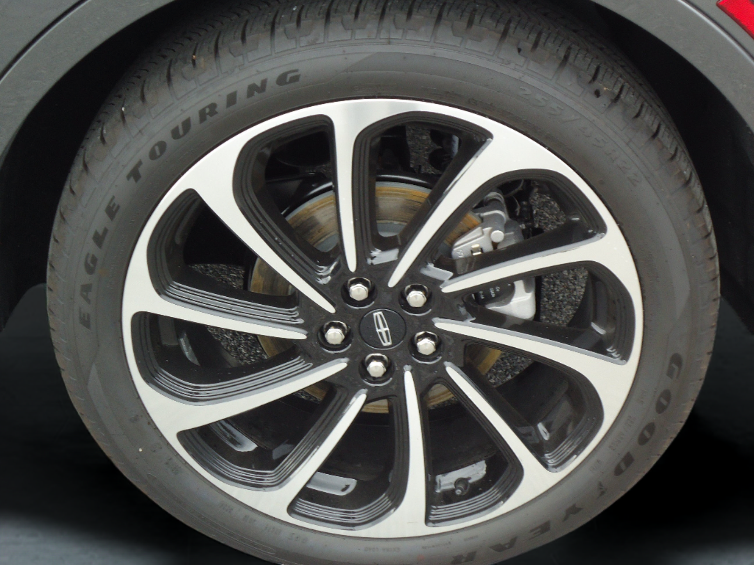 Used 2025 Lincoln Nautilus Black Label AWD/4WD image 9